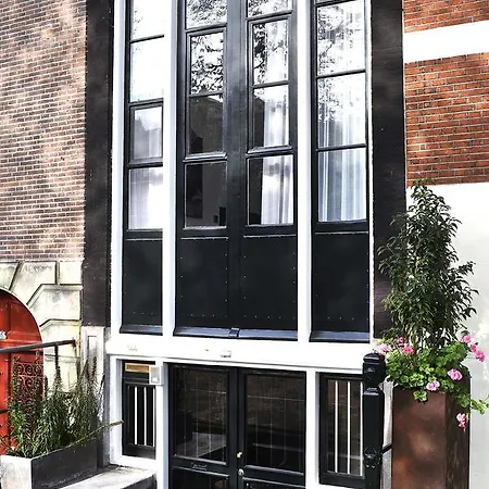 The Luxe Bnob On Singel Guest house