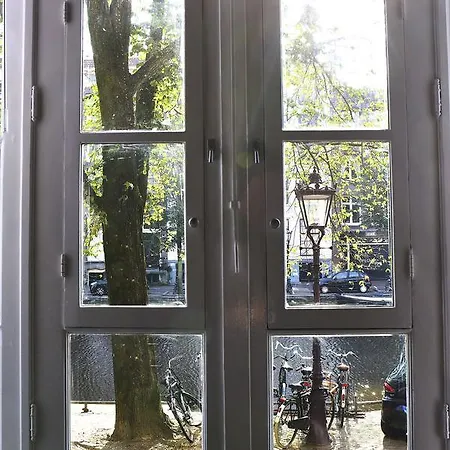 The Luxe Bnob On Singel Guest house